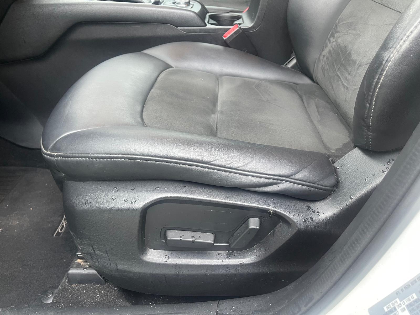 PHOTO-2025-10-23-15-28-44 14.jpg